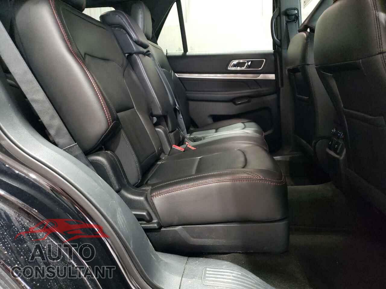 FORD EXPLORER 2018 - 1FM5K8GT2JGB06548