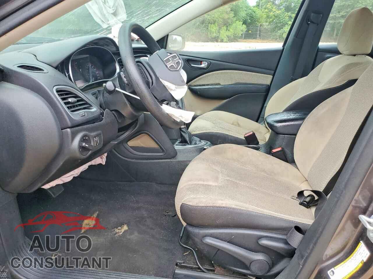 DODGE DART 2015 - 1C3CDFBB5FD211901