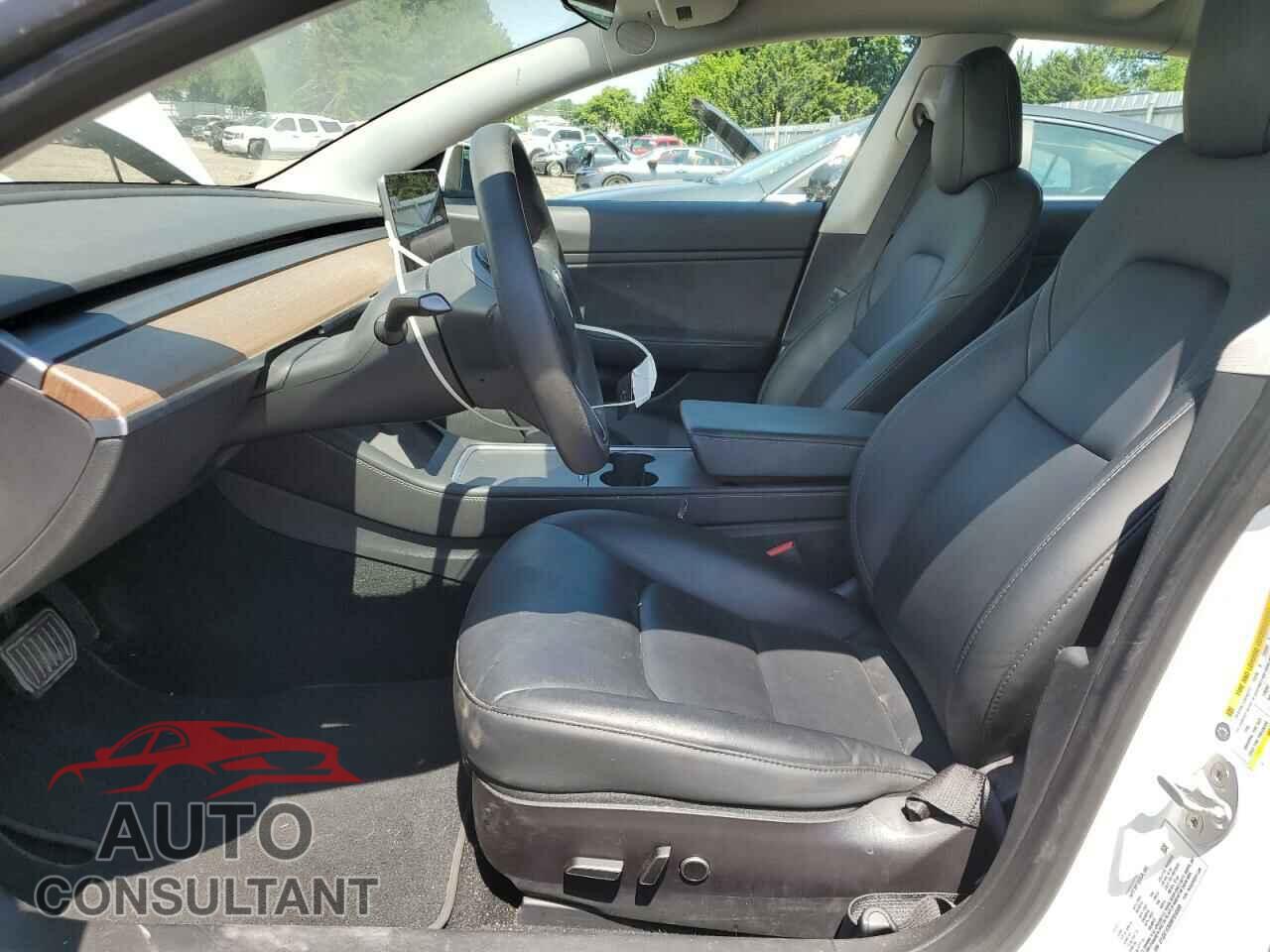 TESLA MODEL 3 2021 - 5YJ3E1EB8MF916589