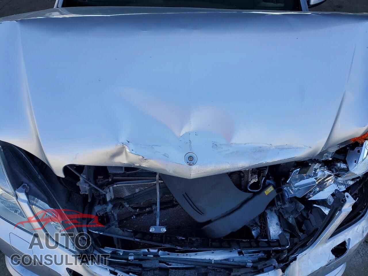 MERCEDES-BENZ E-CLASS 2013 - WDDHF5KBXDA689807
