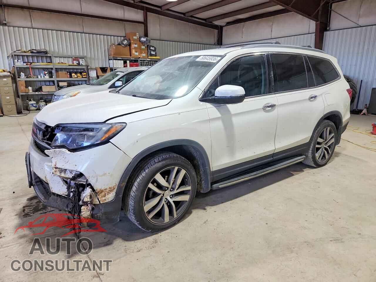 HONDA PILOT 2017 - 5FNYF6H03HB098043