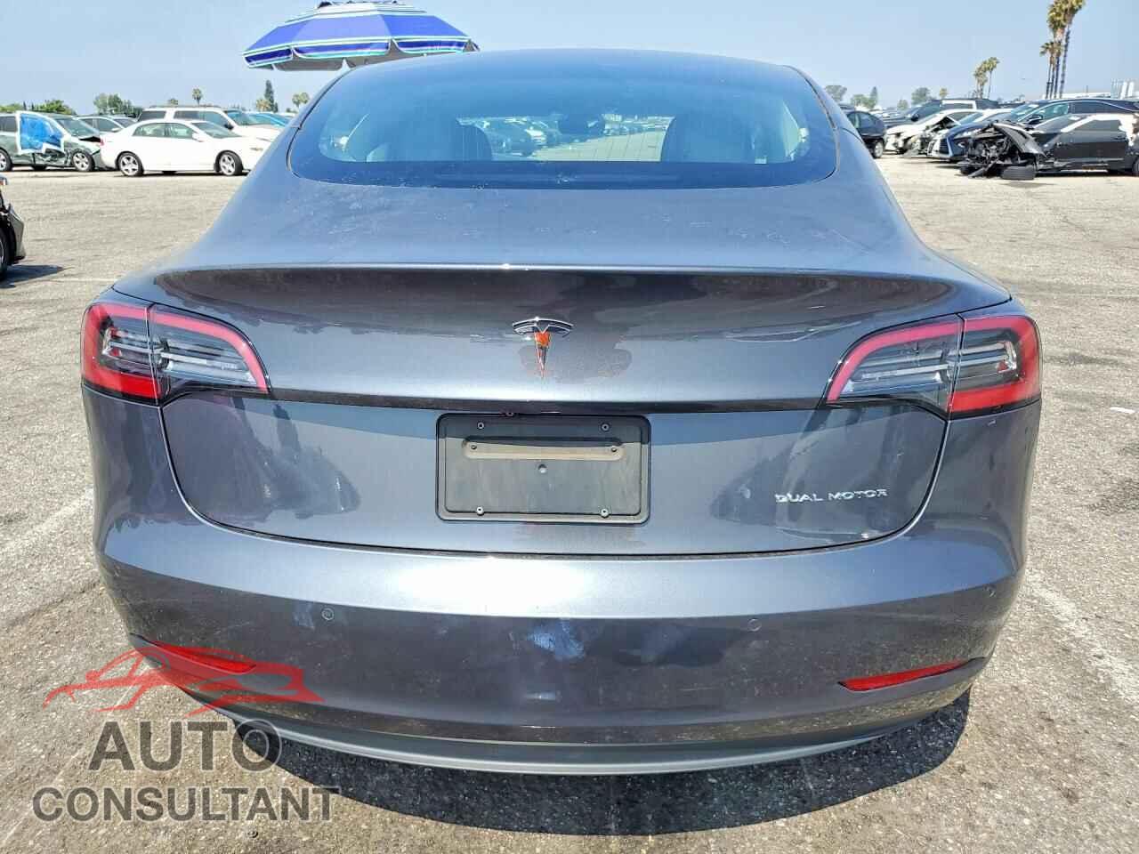 TESLA MODEL 3 2019 - 5YJ3E1EB5KF386823