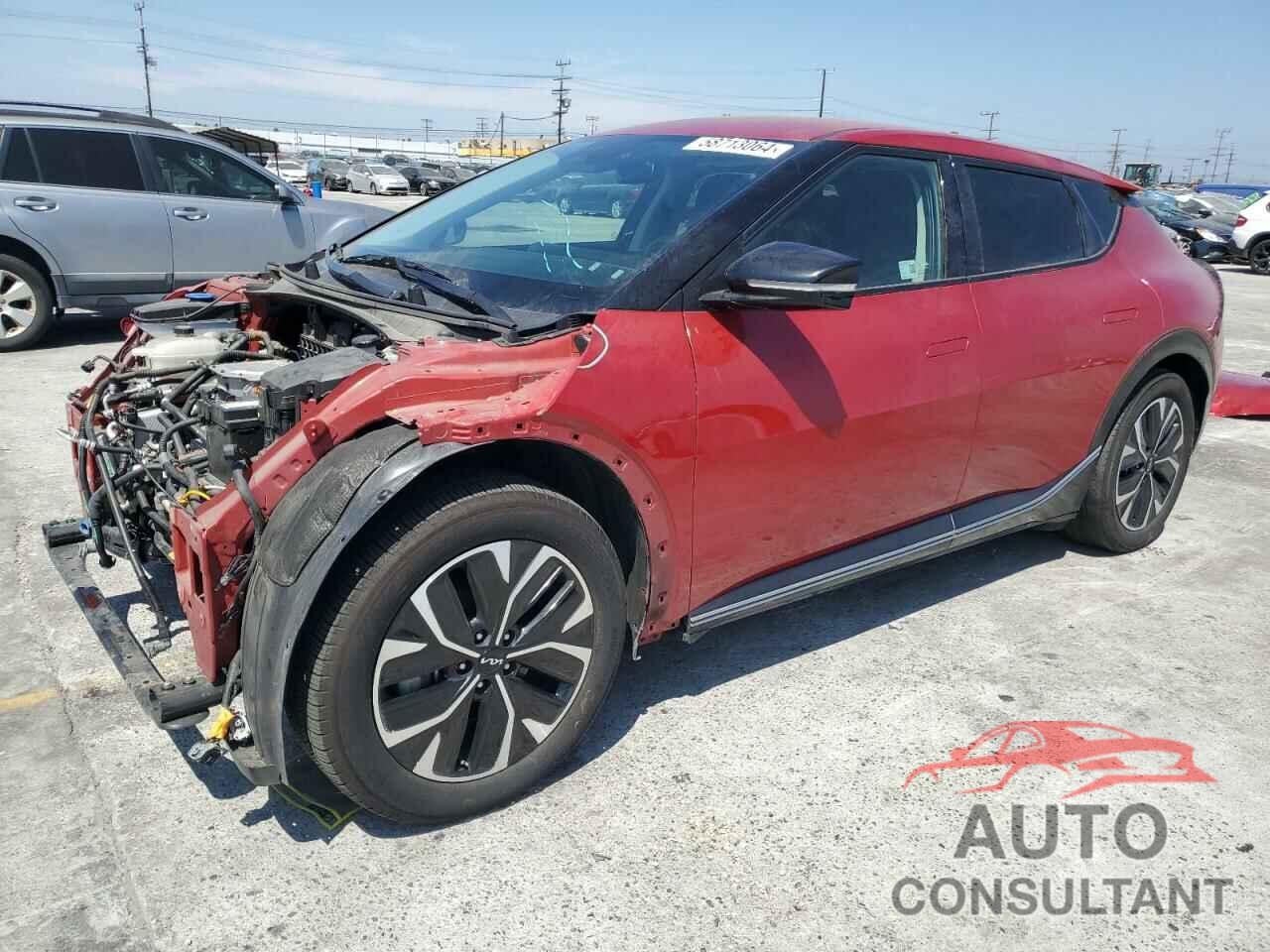 KIA EV6 LIGHT 2022 - KNDC3DLC8N5035414