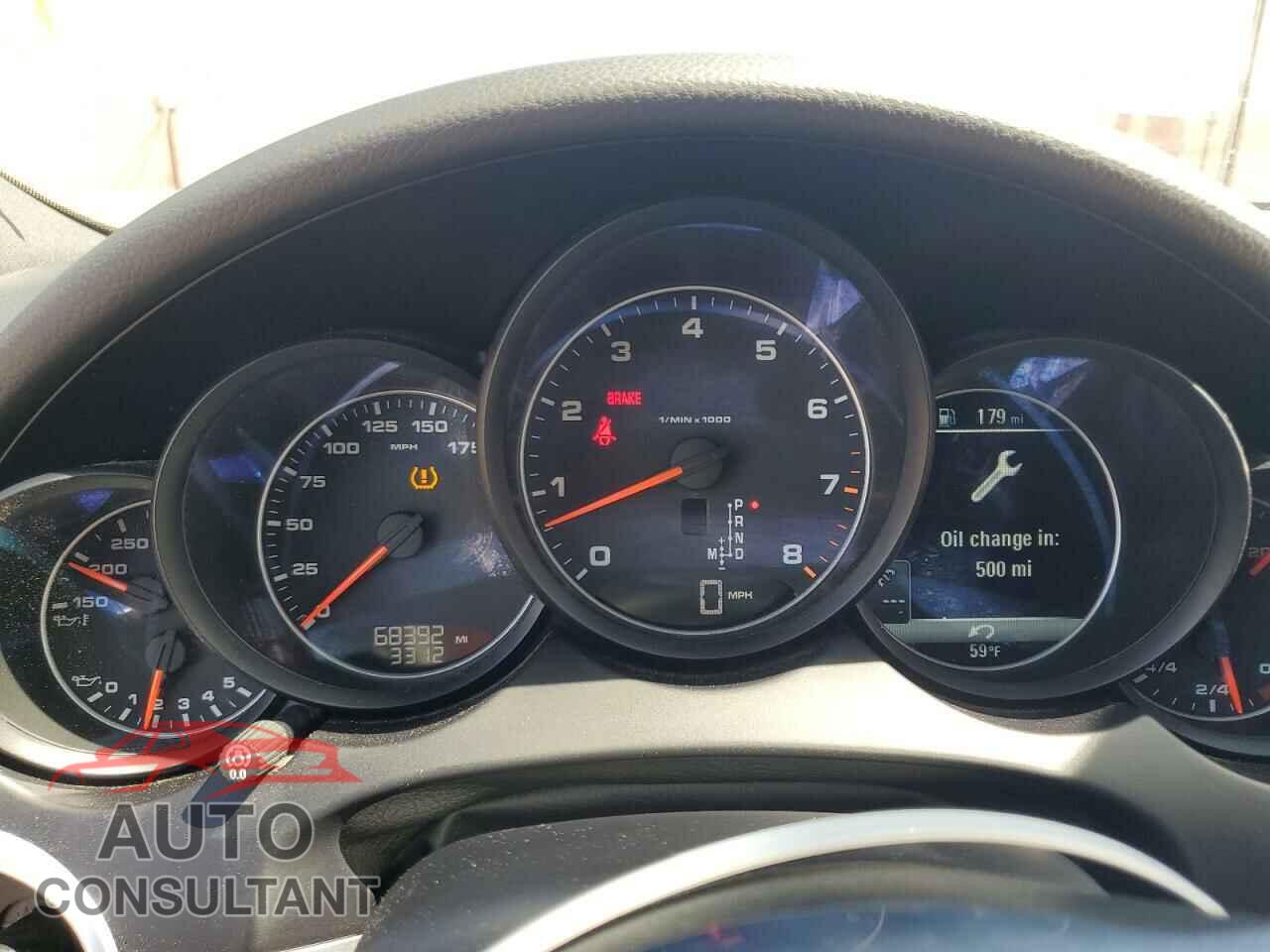 PORSCHE CAYENNE 2018 - WP1AA2A28JKA01852