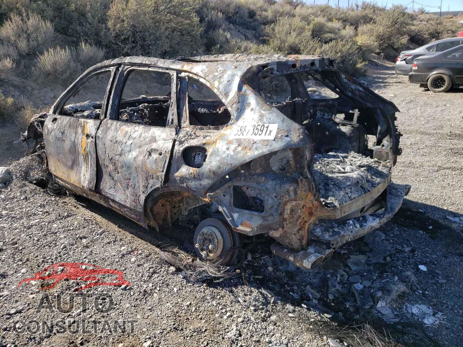 PORSCHE CAYENNE 2017 - WP1AE2A21HLA68415