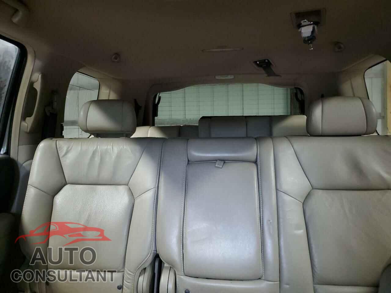HONDA PILOT 2009 - 5FNYF38579B018576