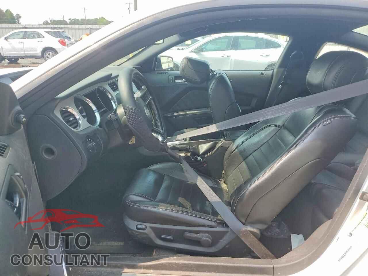FORD MUSTANG 2014 - 1ZVBP8AM0E5312962