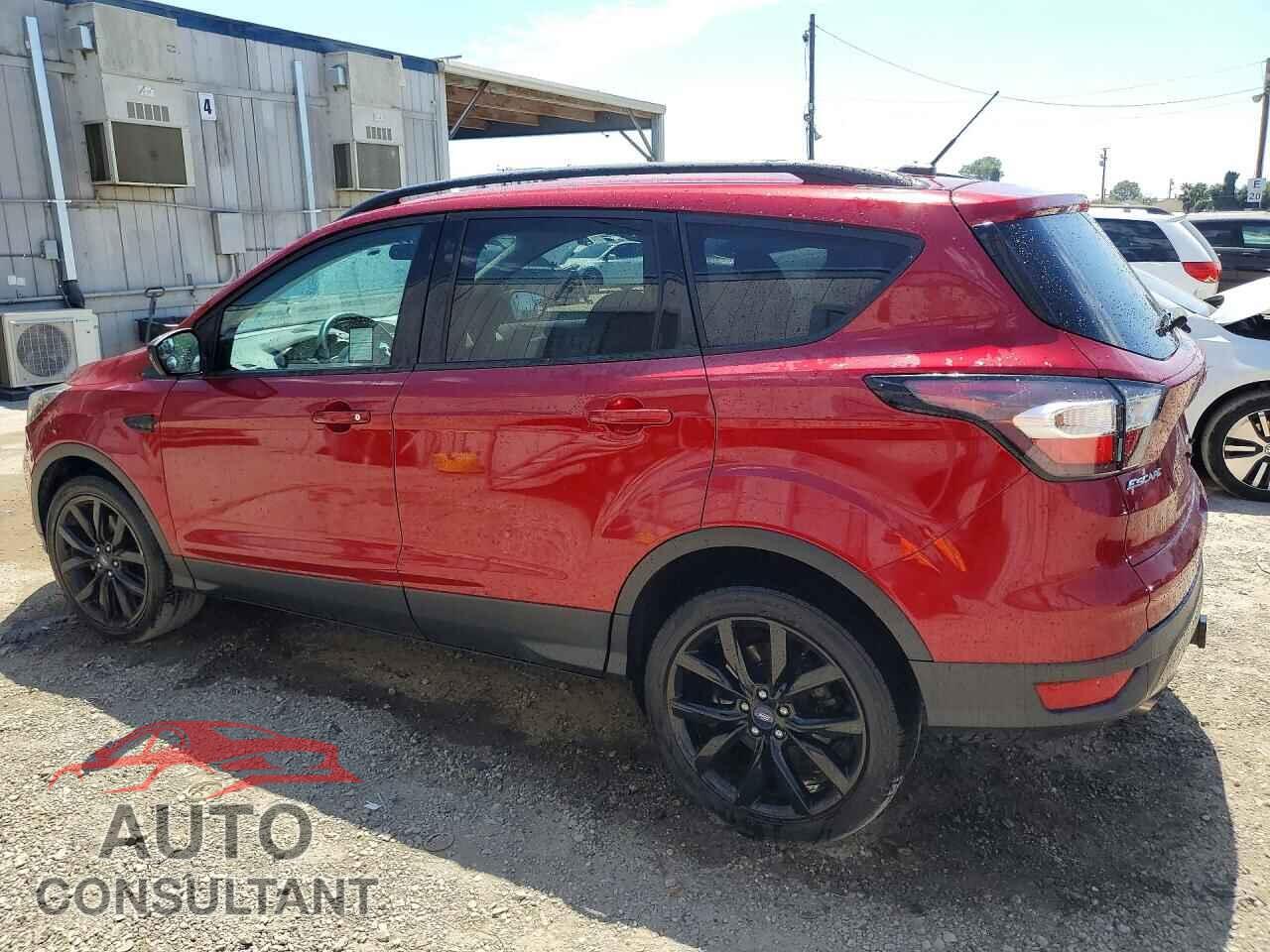 FORD ESCAPE 2017 - 1FMCU0G96HUC11497