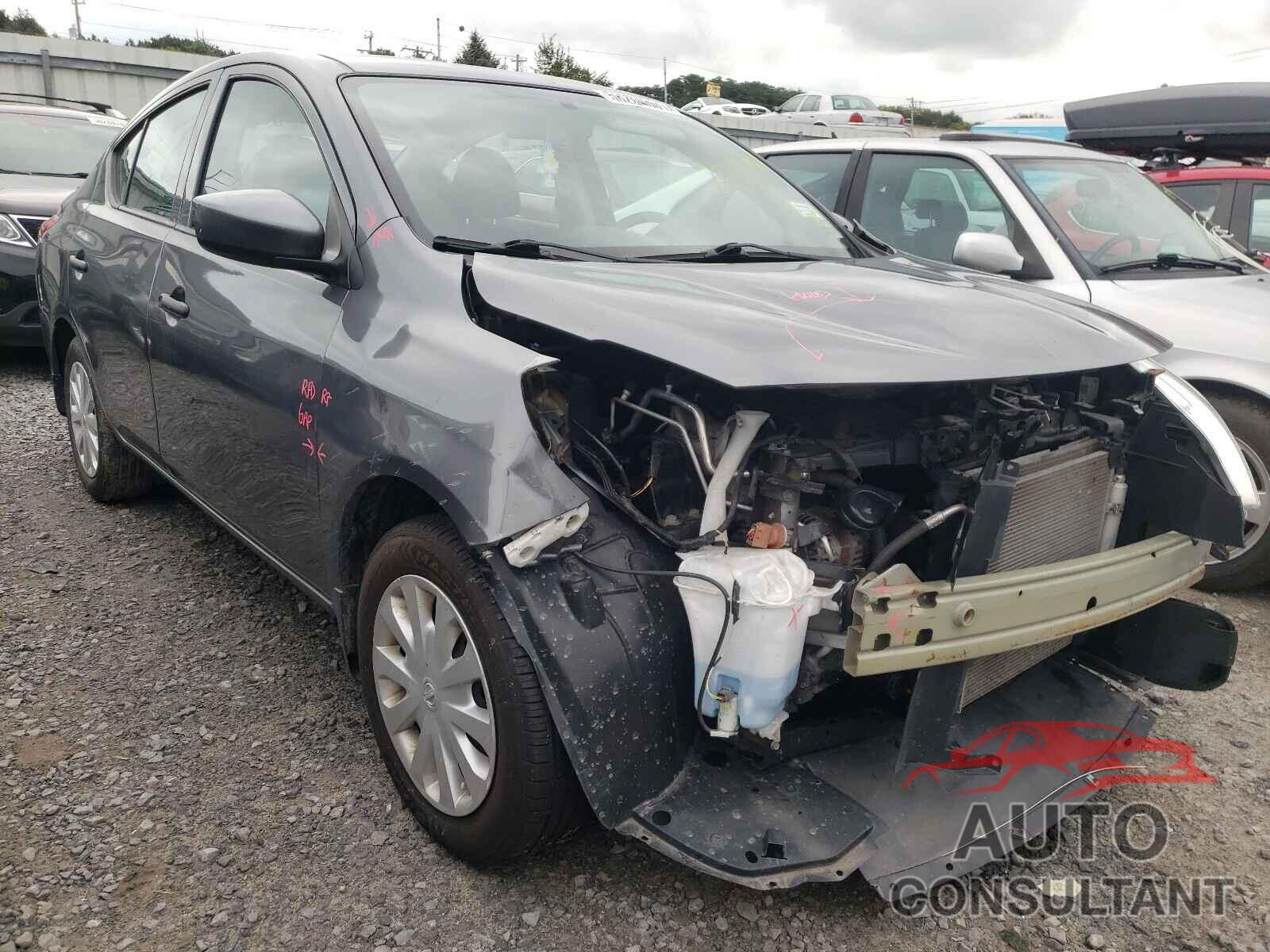 NISSAN VERSA 2019 - 3N1CN7AP7KL832608