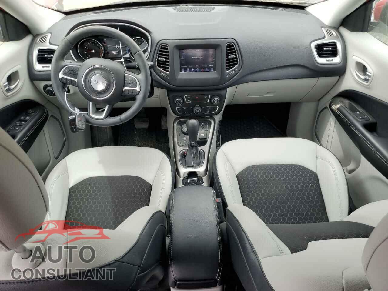 JEEP COMPASS 2017 - 3C4NJDBB0HT692686