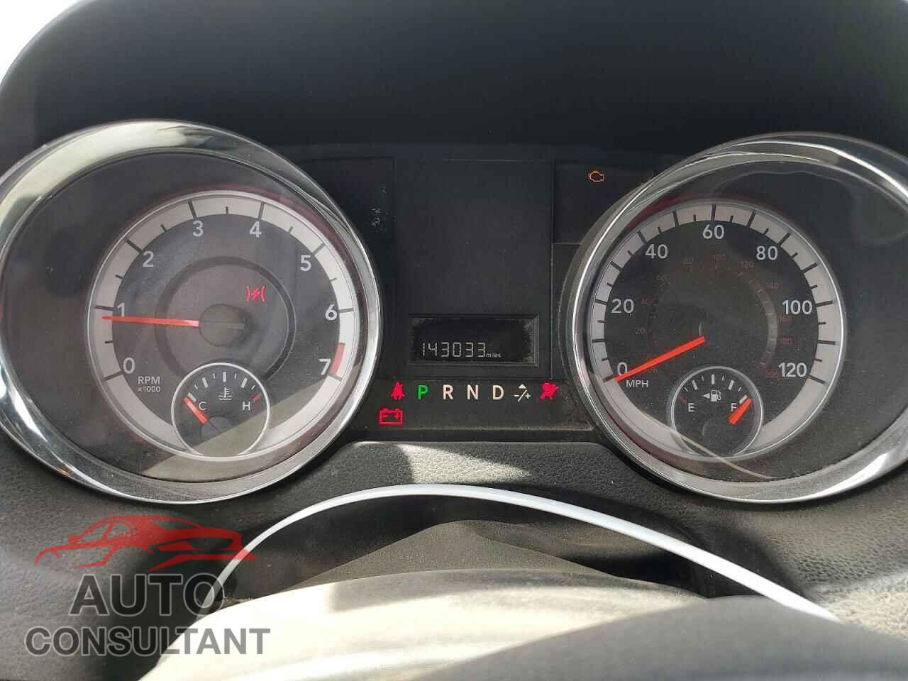 DODGE CARAVAN 2015 - 2C4RDGCG3FR523931