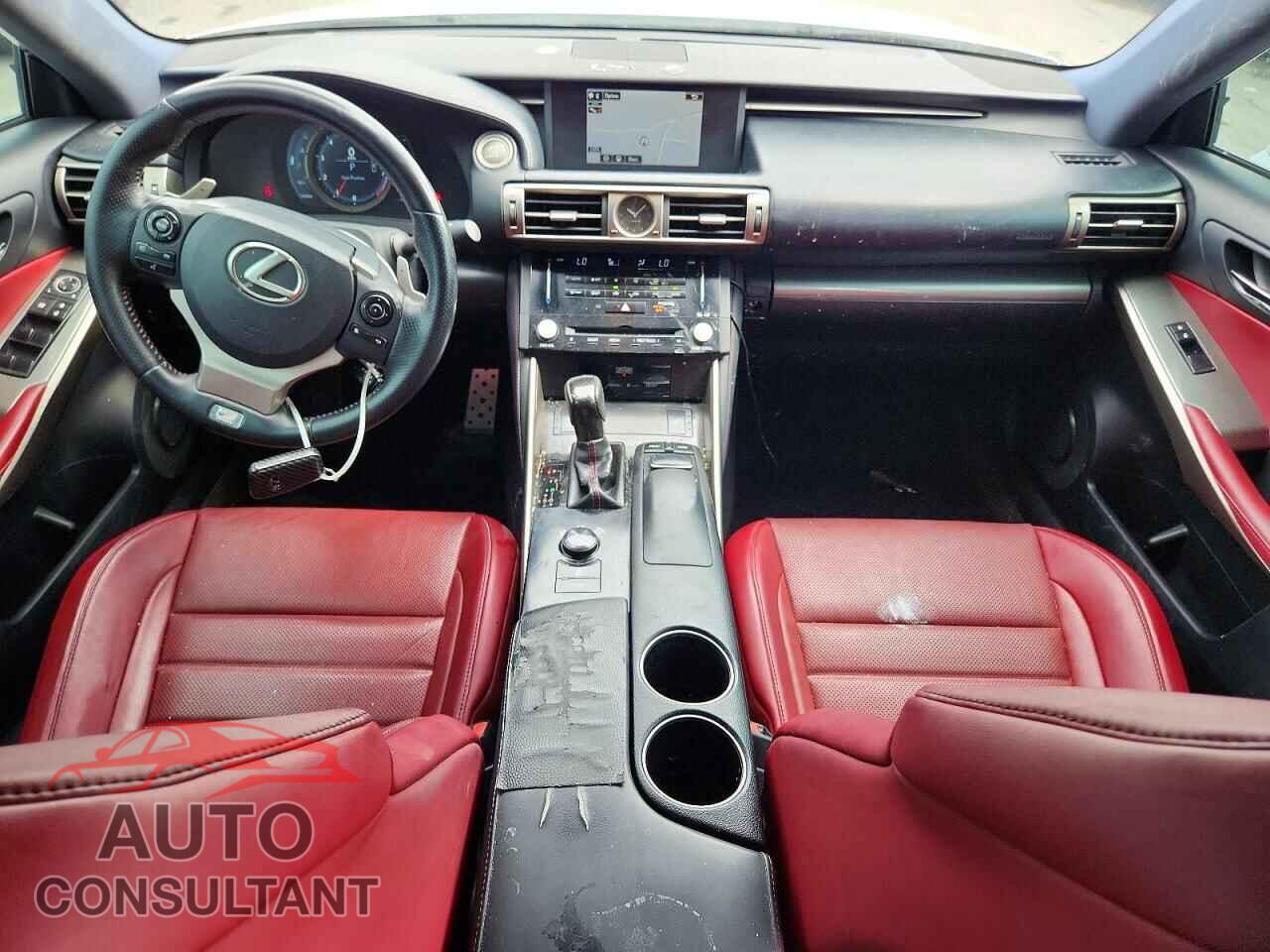 LEXUS IS 2014 - JTHBE1D21E5000271