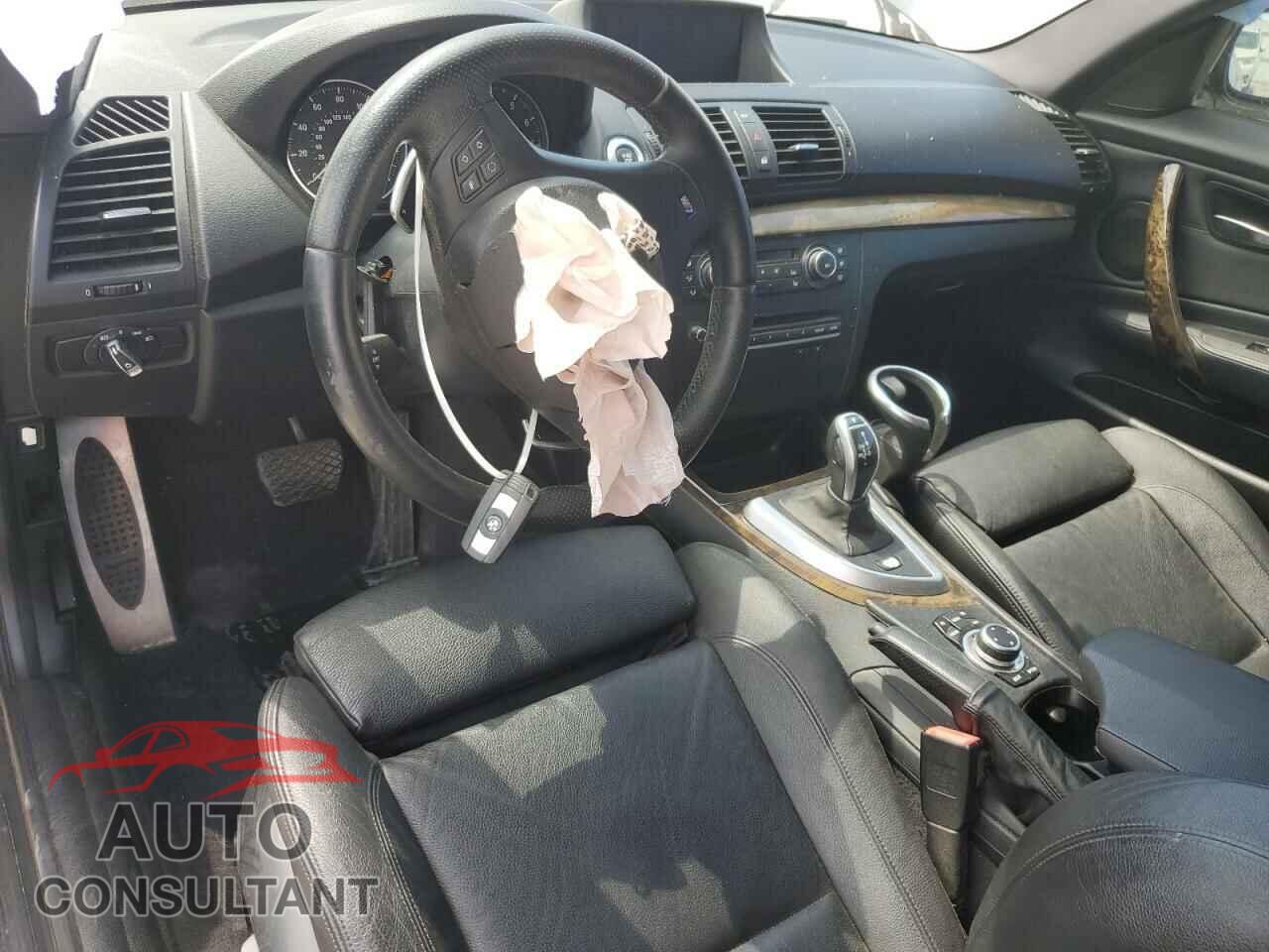 BMW 1 SERIES 2012 - WBAUC9C5XCVM12726