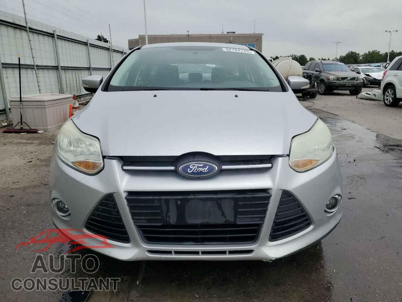 FORD FOCUS 2014 - 1FADP3K27EL299947