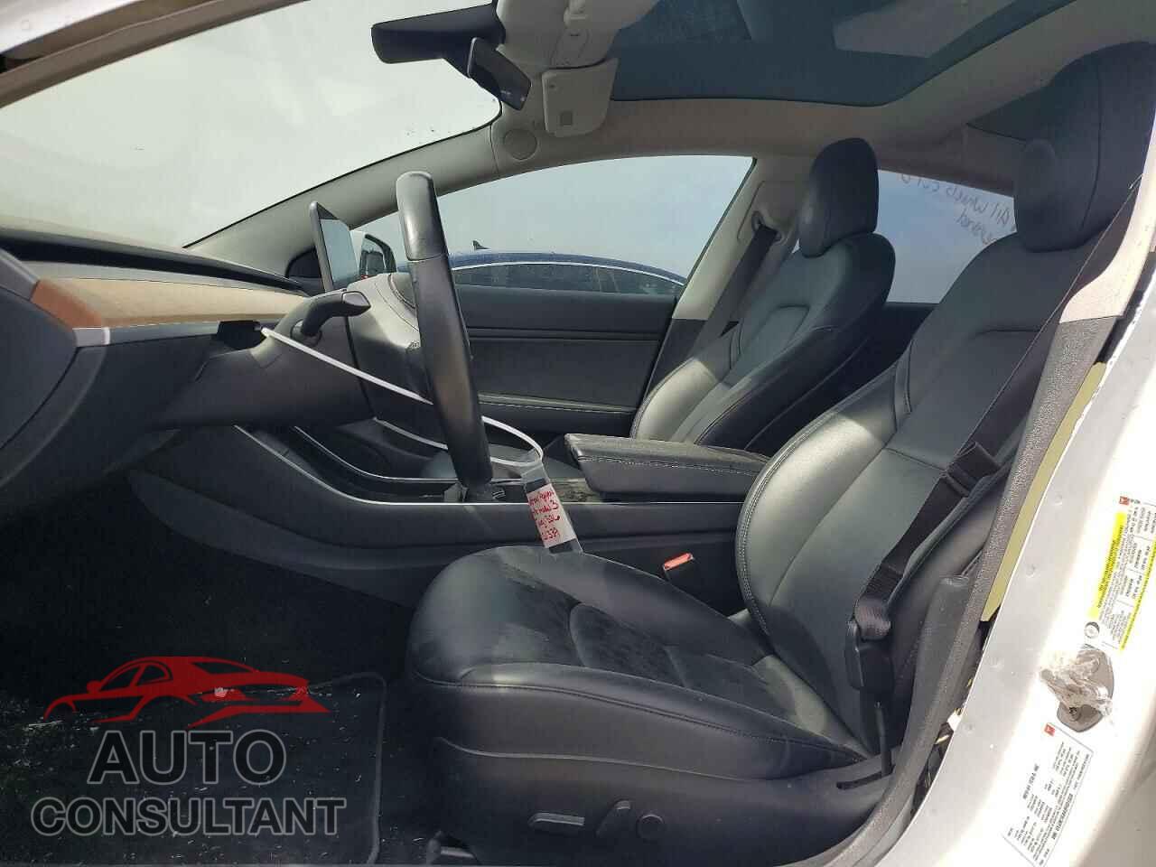 TESLA MODEL 3 2018 - 5YJ3E1EA4JF031339