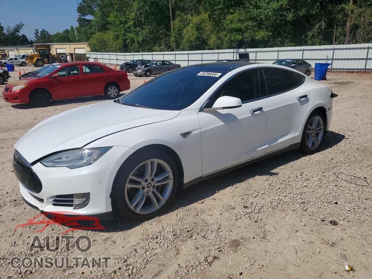 TESLA MODEL S 2013 - 5YJSA1AC0DFP10947