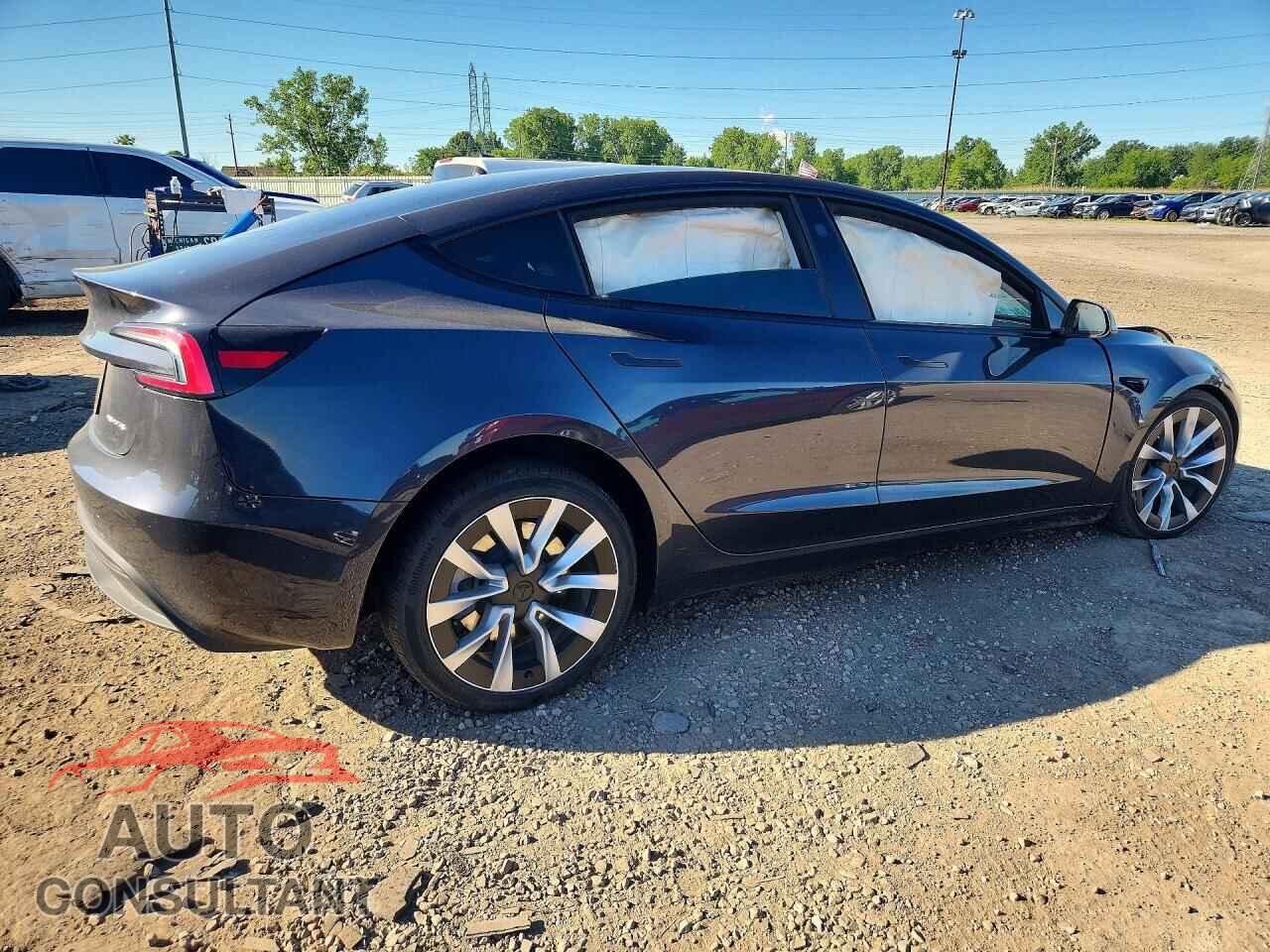TESLA MODEL 3 2024 - 5YJ3E1EB7RF832948