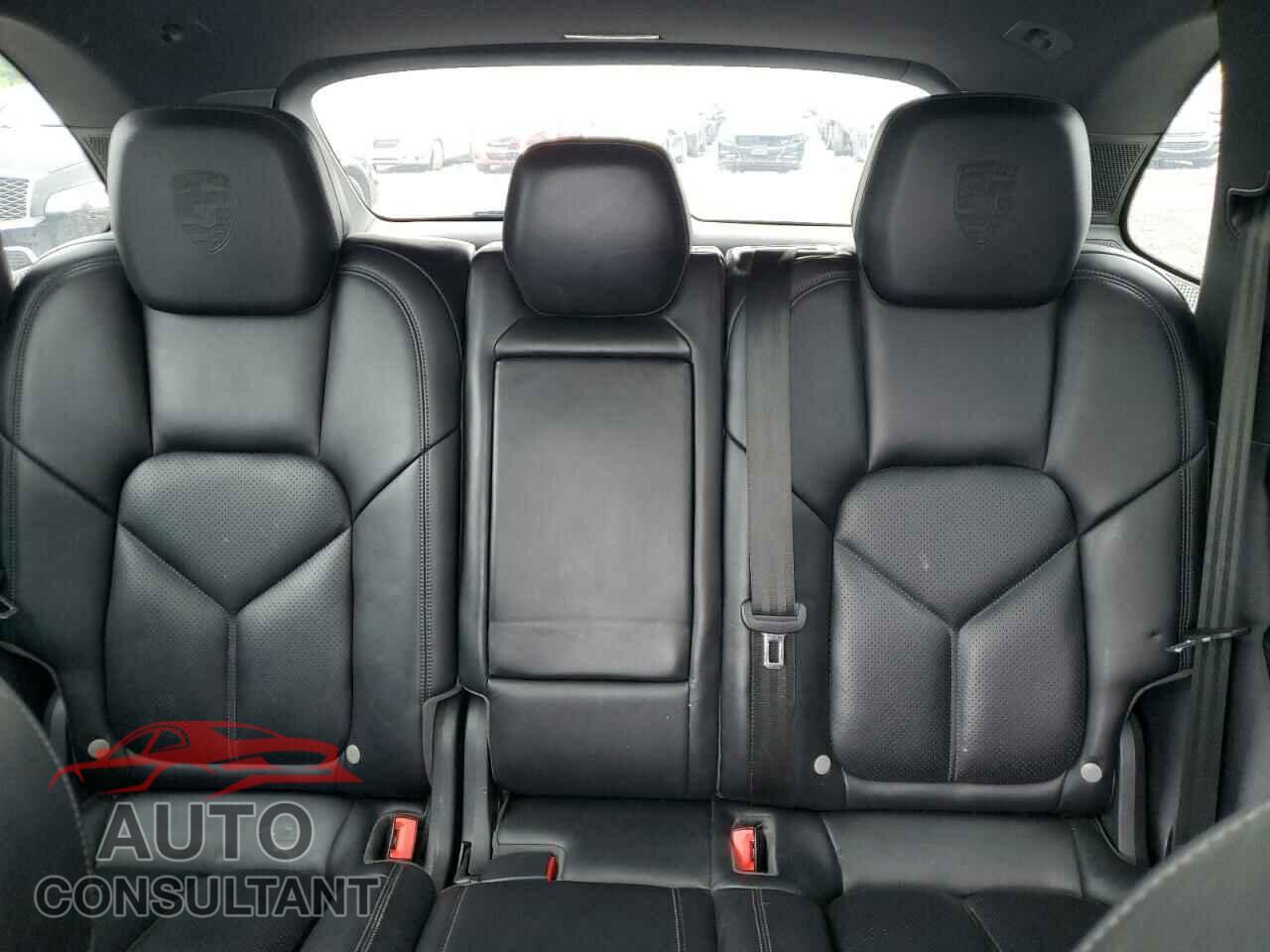 PORSCHE CAYENNE 2017 - WP1AE2A2XHLA71216