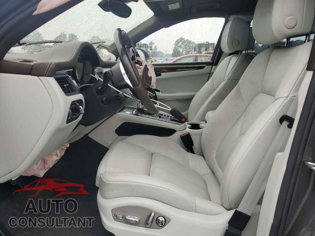 PORSCHE MACAN 2018 - WP1AG2A55JLB64252