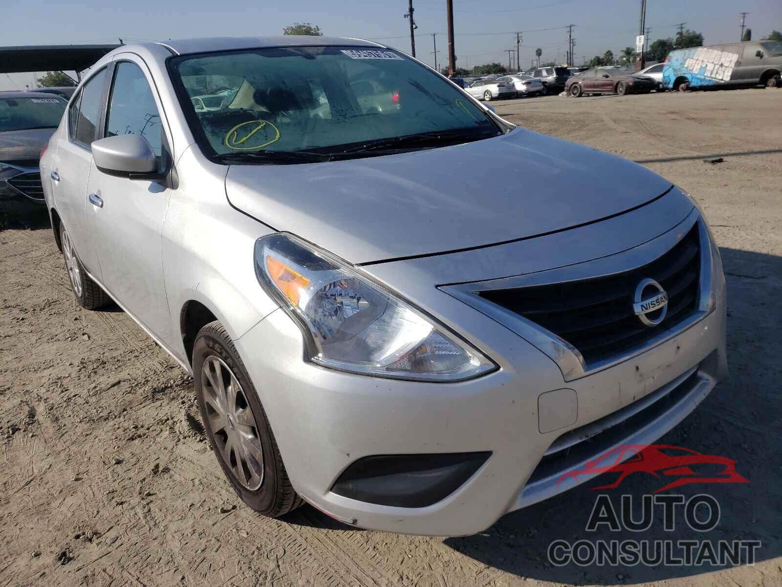 NISSAN VERSA 2018 - 3N1CN7AP7JL849097