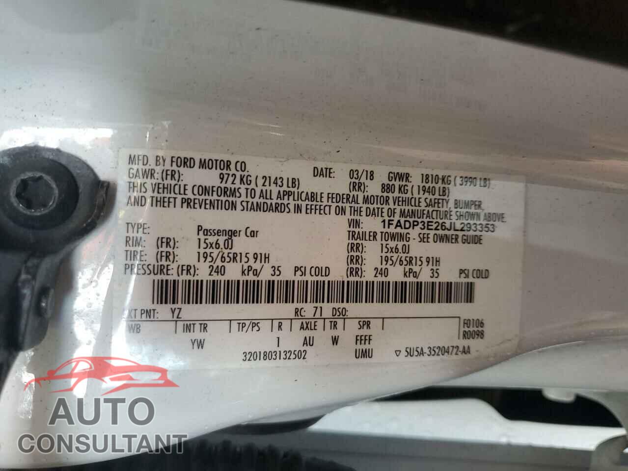 FORD FOCUS 2018 - 1FADP3E26JL293353