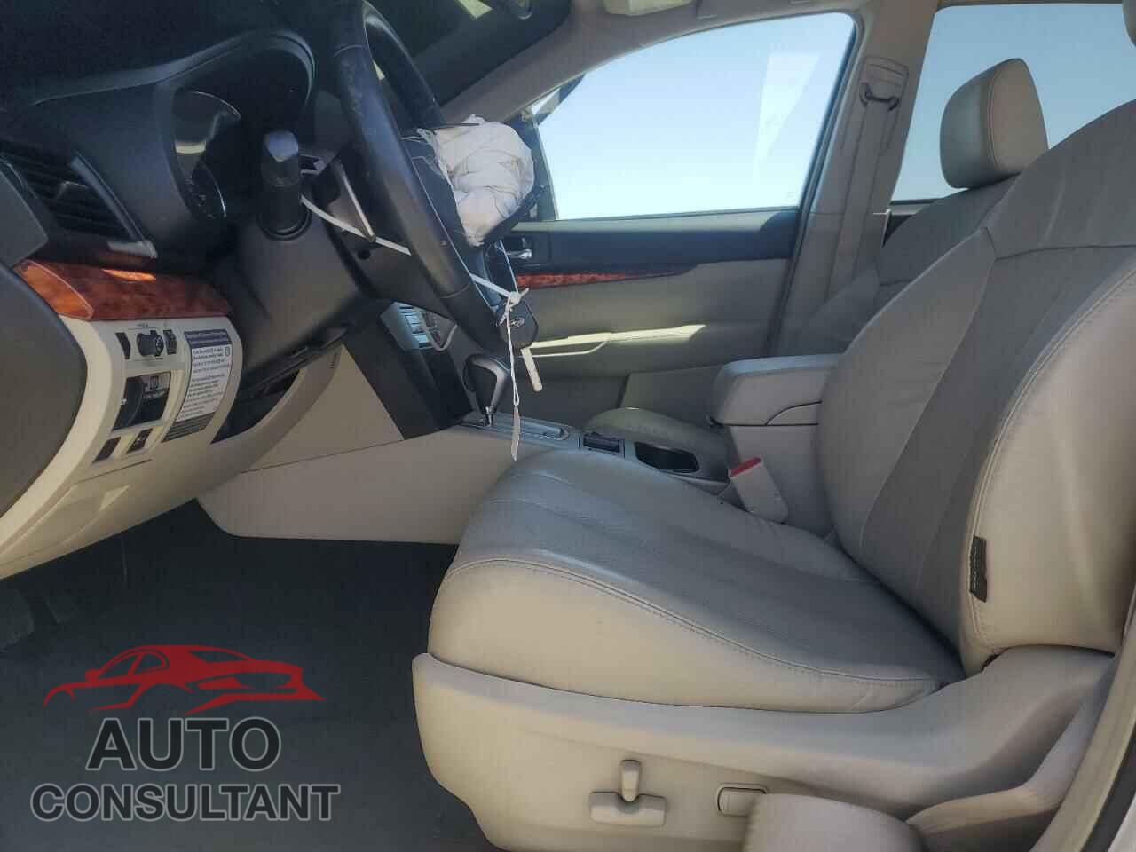SUBARU OUTBACK 2012 - 4S4BRBKC8C3266544
