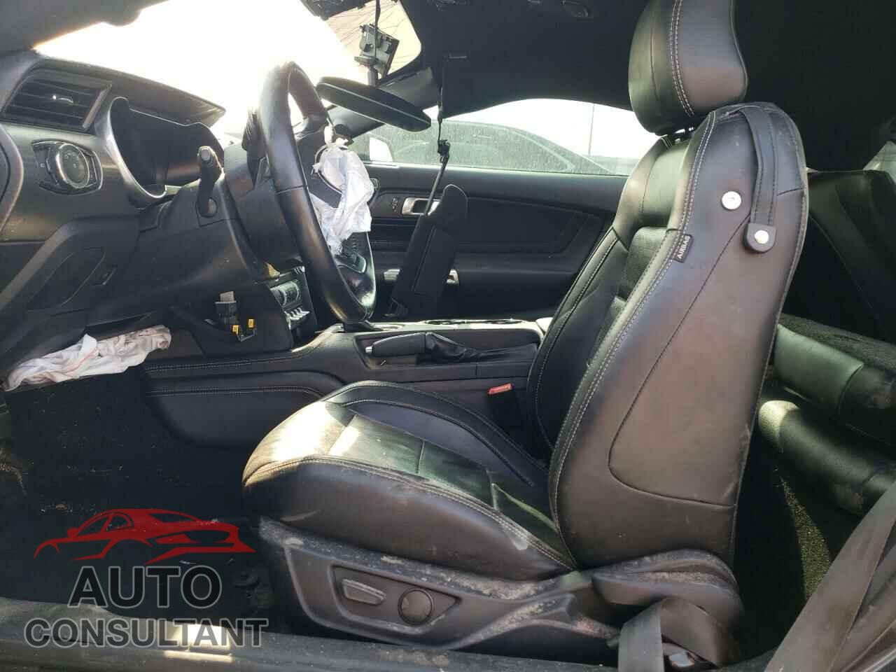 FORD MUSTANG 2020 - 1FA6P8CF4L5157581