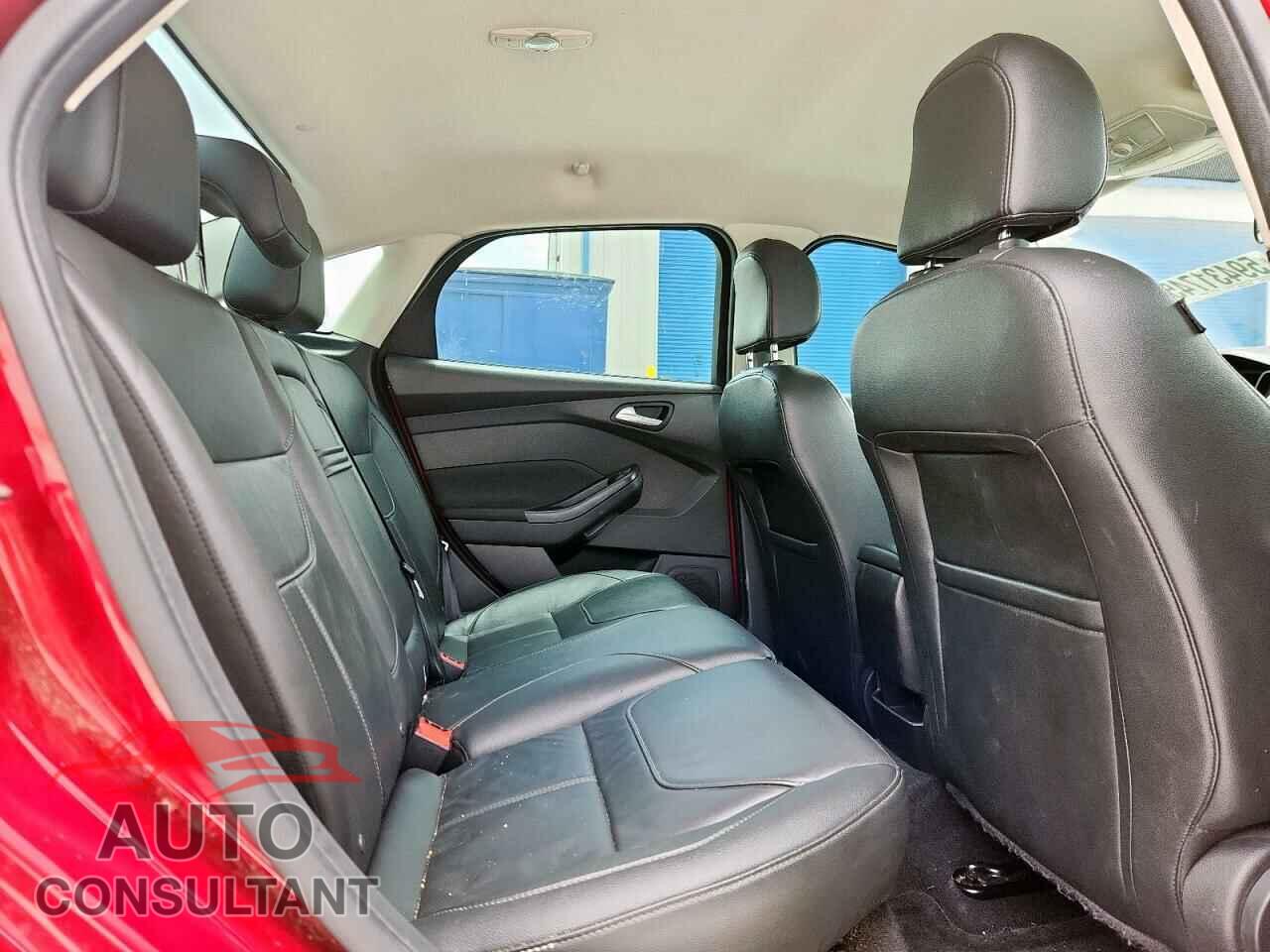 FORD FOCUS 2016 - 1FADP3F22GL378830