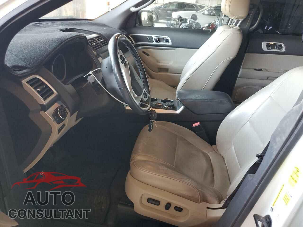 FORD EXPLORER 2011 - 1FMHK8D87BGA11434
