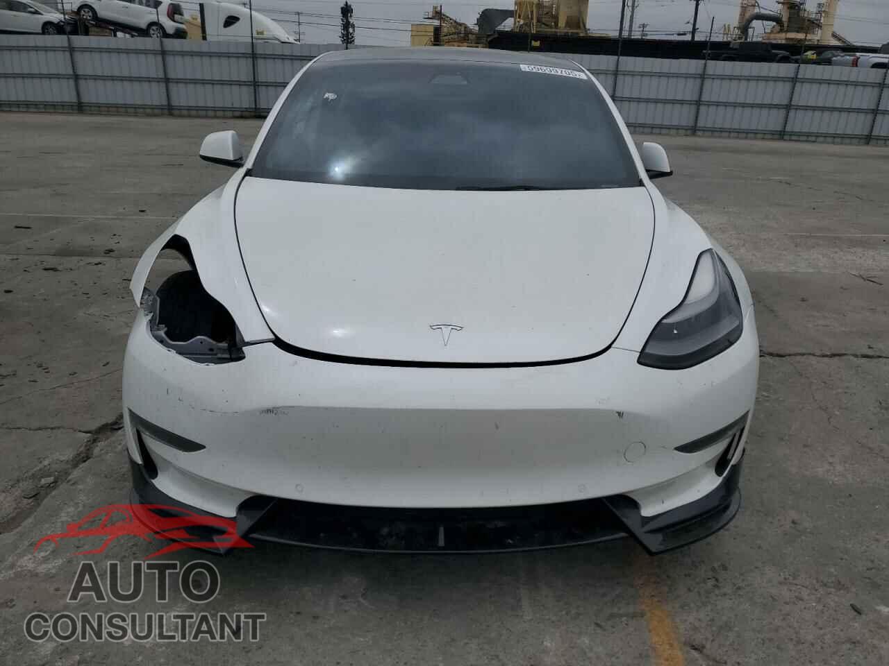 TESLA MODEL 3 2022 - 5YJ3E1EB2NF152059