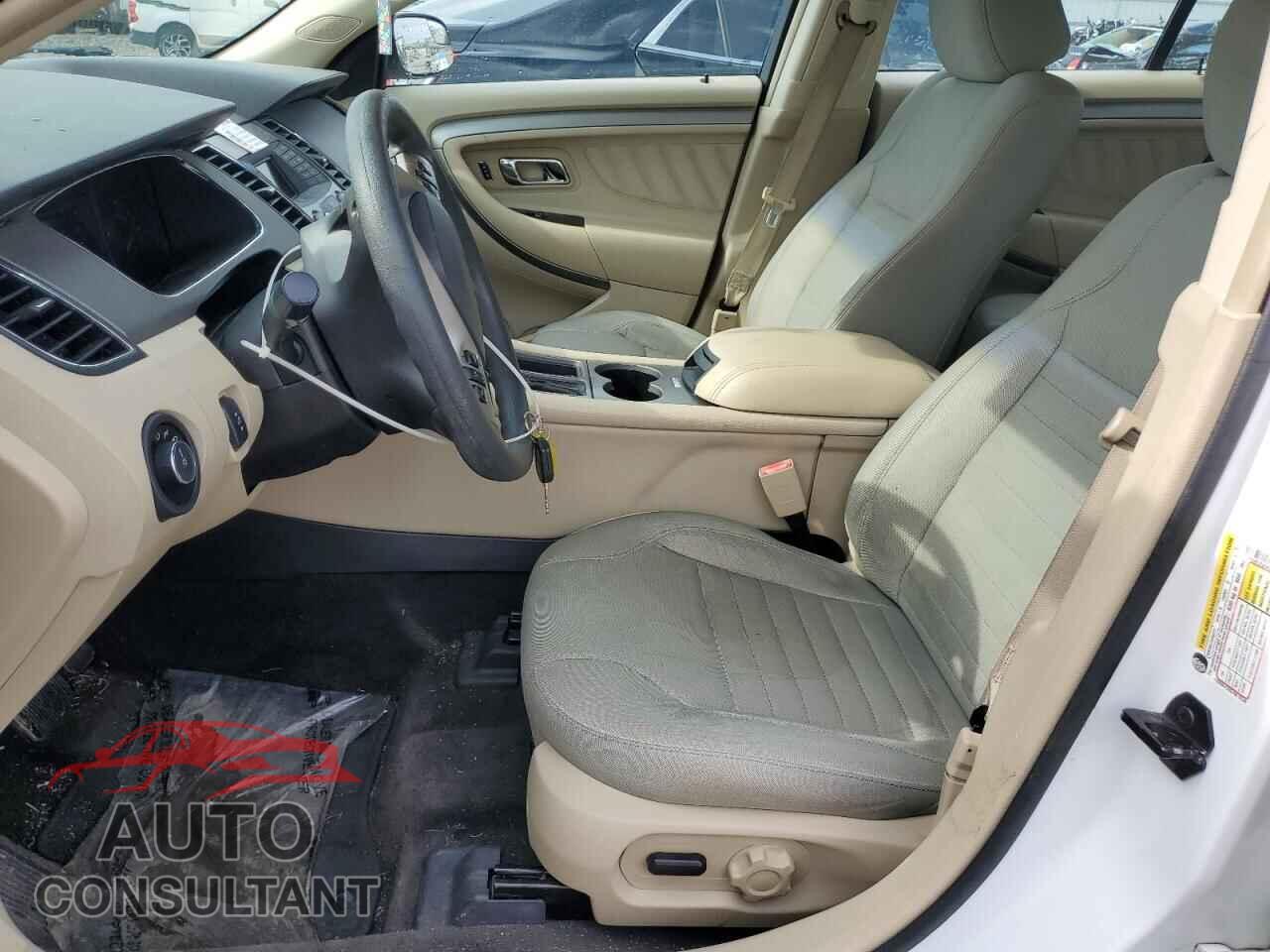 FORD TAURUS 2015 - 1FAHP2D83FG124232