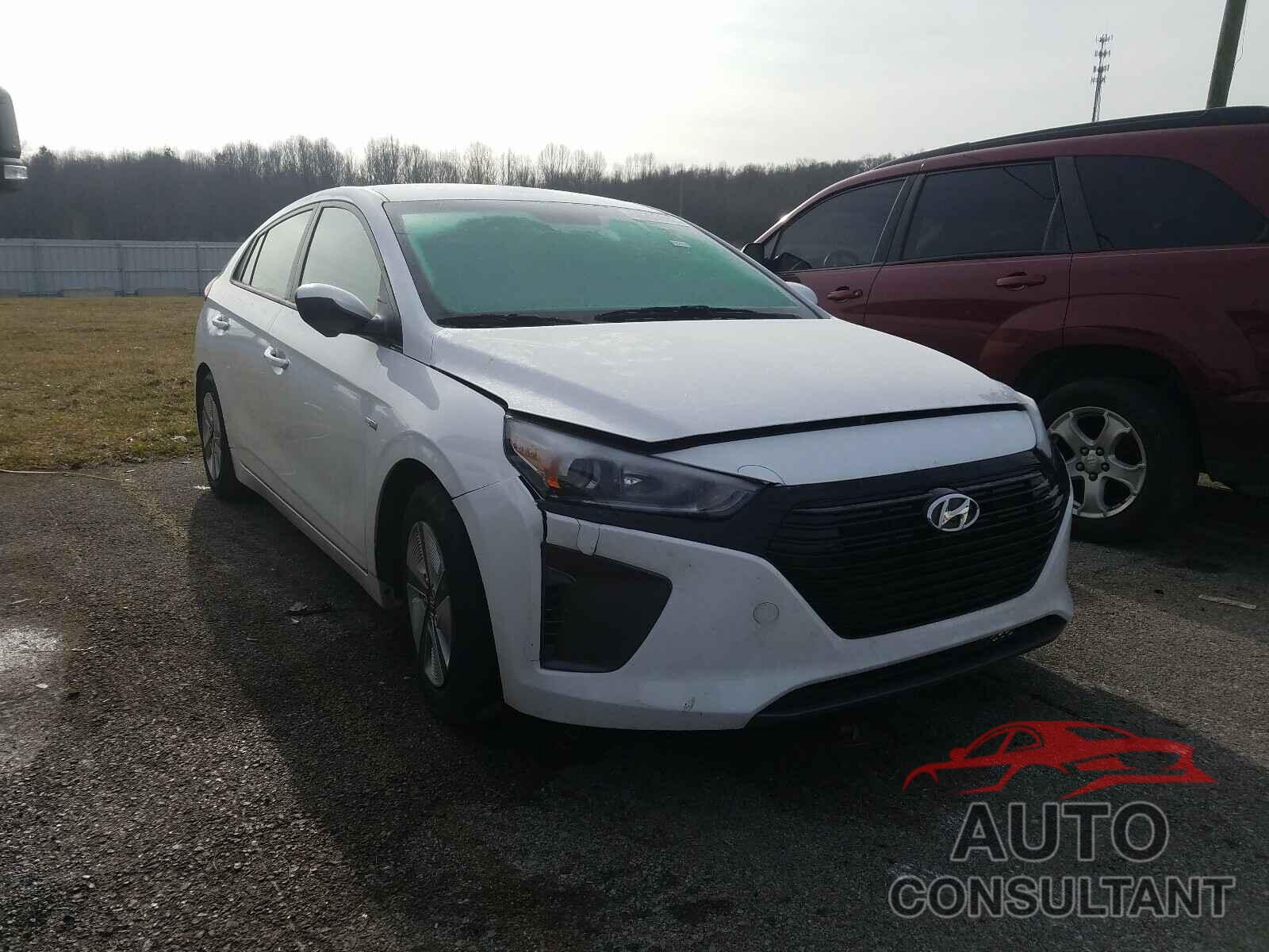 HYUNDAI IONIQ 2017 - KMHC65LC4HU023313