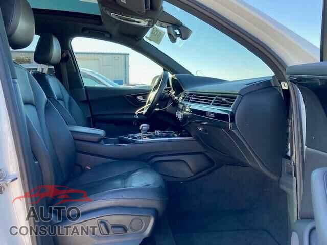 AUDI Q7 2017 - WA1AAAF78HD007059