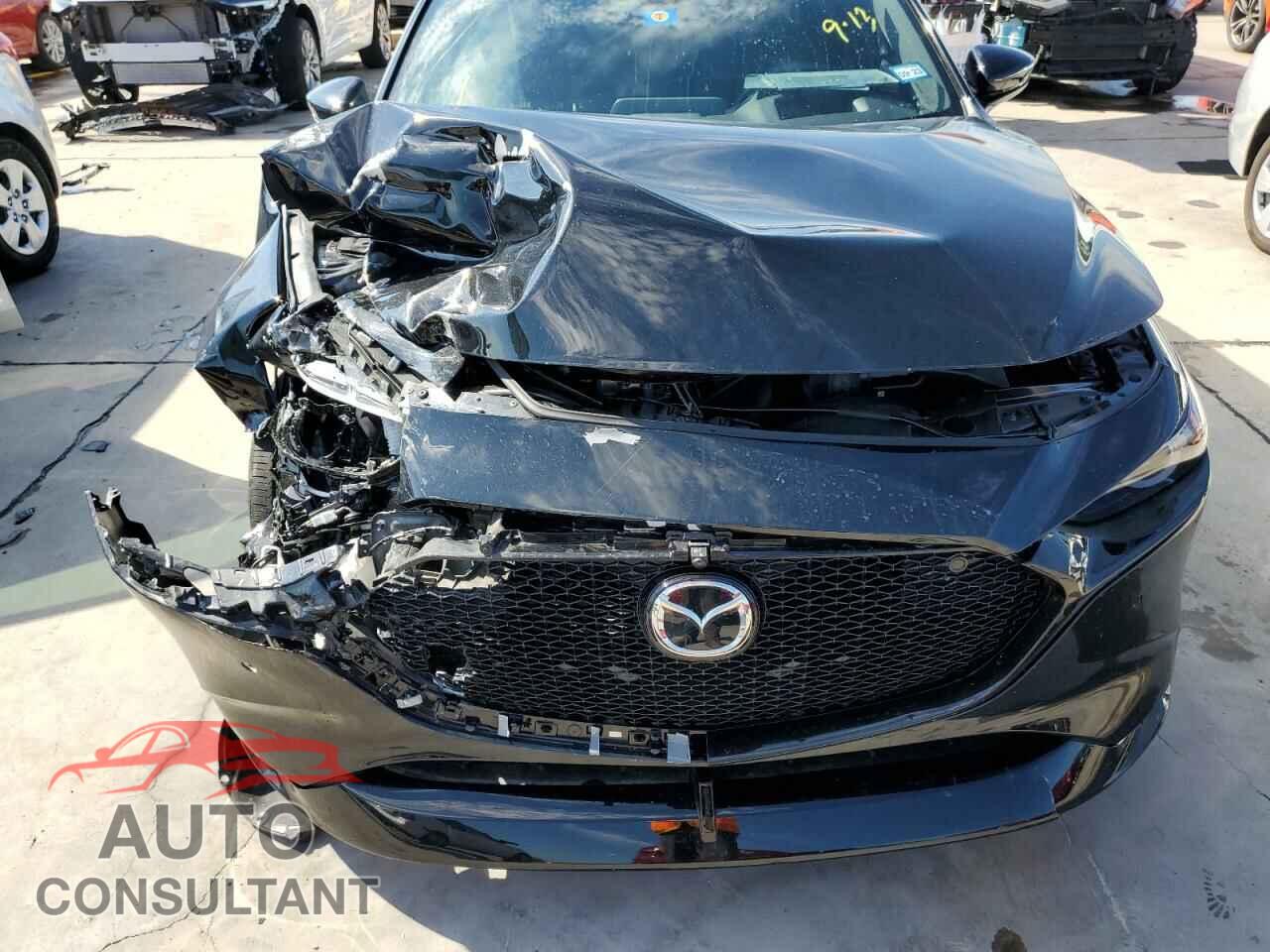 MAZDA 3 2021 - JM1BPBNY7M1401205