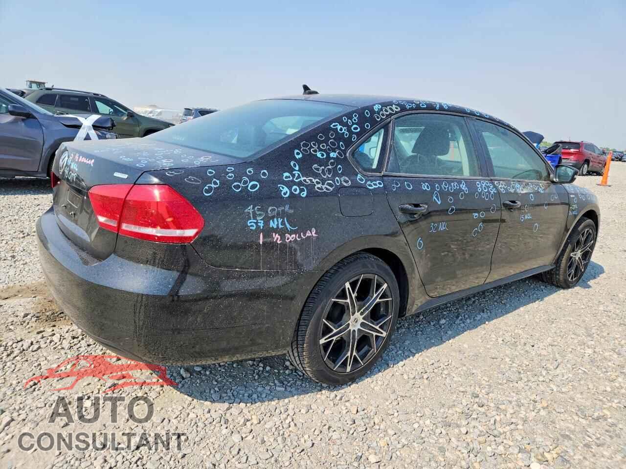 VOLKSWAGEN PASSAT 2015 - 1VWAT7A37FC018643