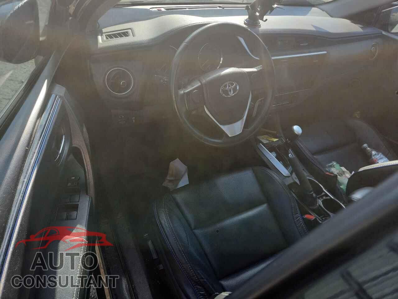 TOYOTA COROLLA 2017 - 5YFBURHE4HP638724