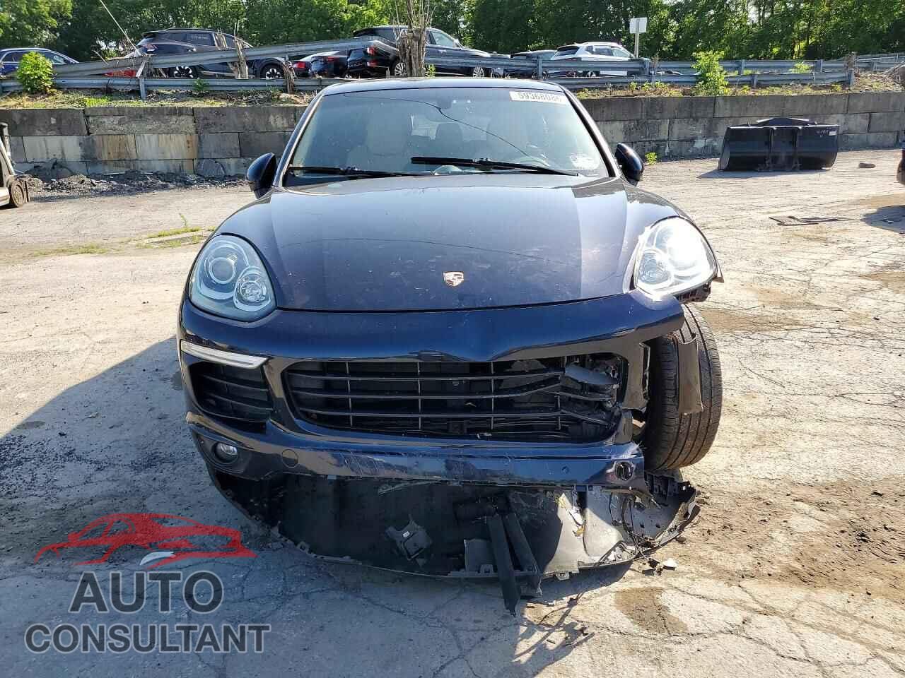 PORSCHE CAYENNE 2016 - WP1AA2A23GLA04564