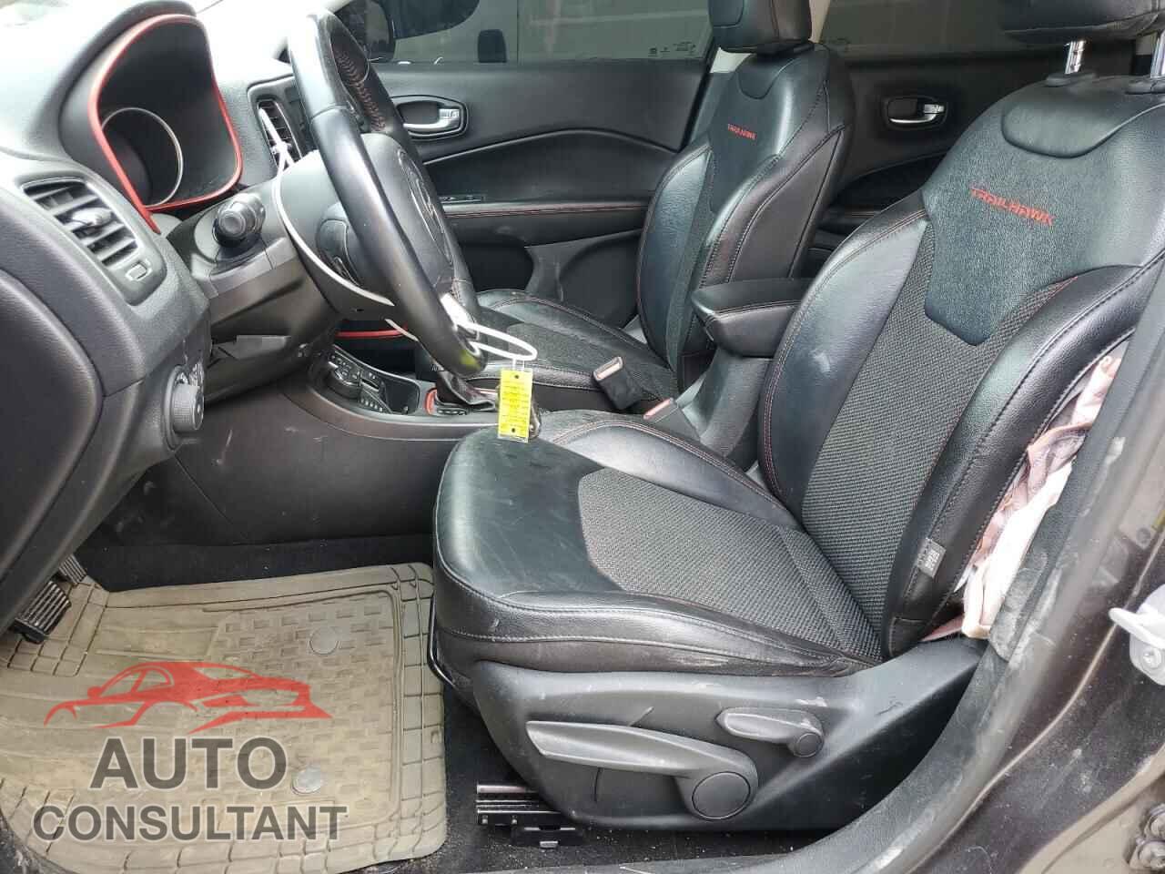 JEEP COMPASS 2019 - 3C4NJDDB4KT744731