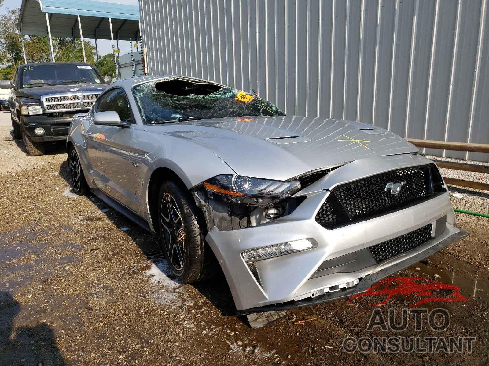 FORD MUSTANG 2018 - 1FA6P8CF6J5182589