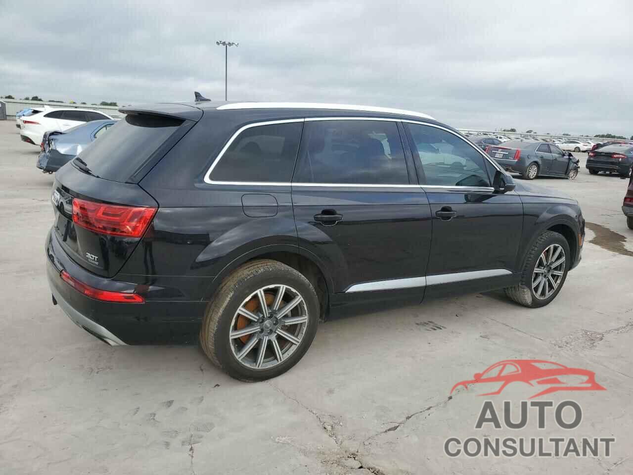 AUDI Q7 2018 - WA1AAAF79JD012101