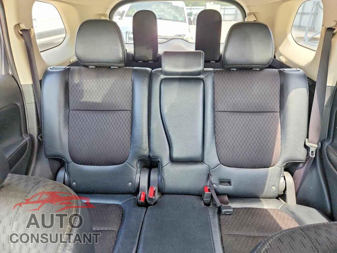 MITSUBISHI OUTLANDER 2015 - JA4AD3A34FZ006806