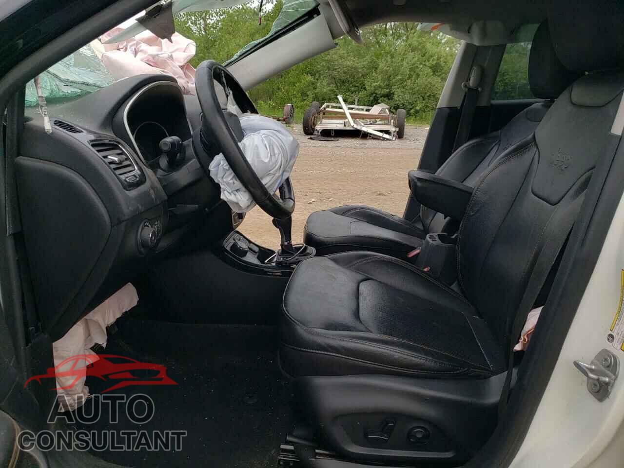 JEEP COMPASS 2020 - 3C4NJDCB7LT221769