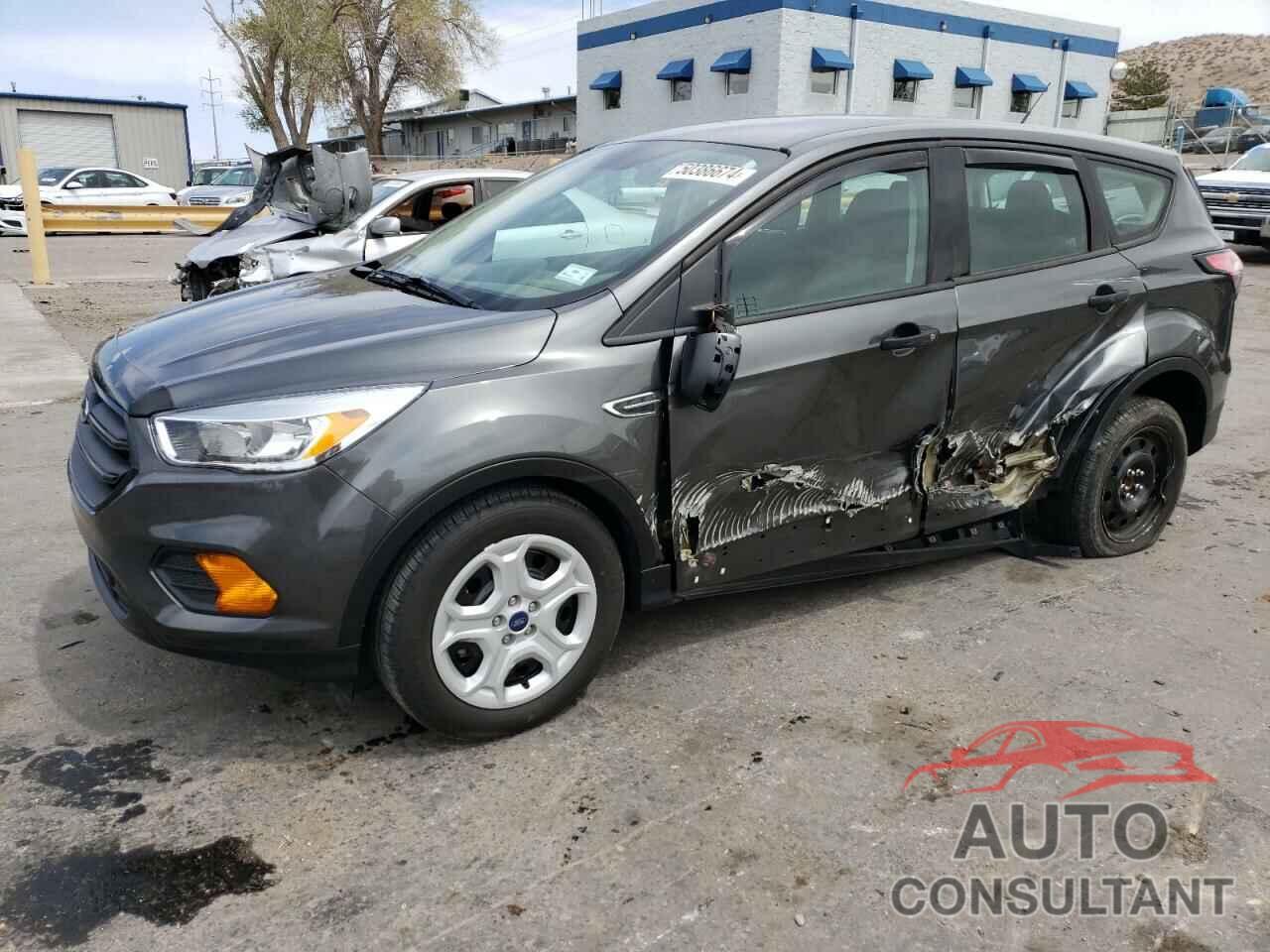 FORD ESCAPE 2017 - 1FMCU0F76HUC07434