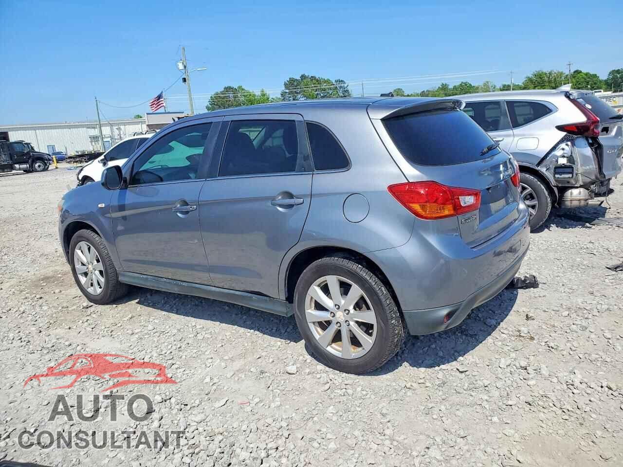 MITSUBISHI OUTLANDER 2015 - 4A4AR4AU2FE011217