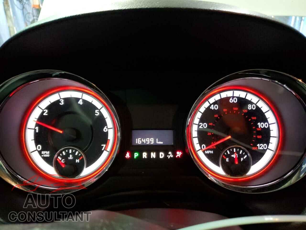 DODGE CARAVAN 2013 - 2C4RDGBG1DR506205