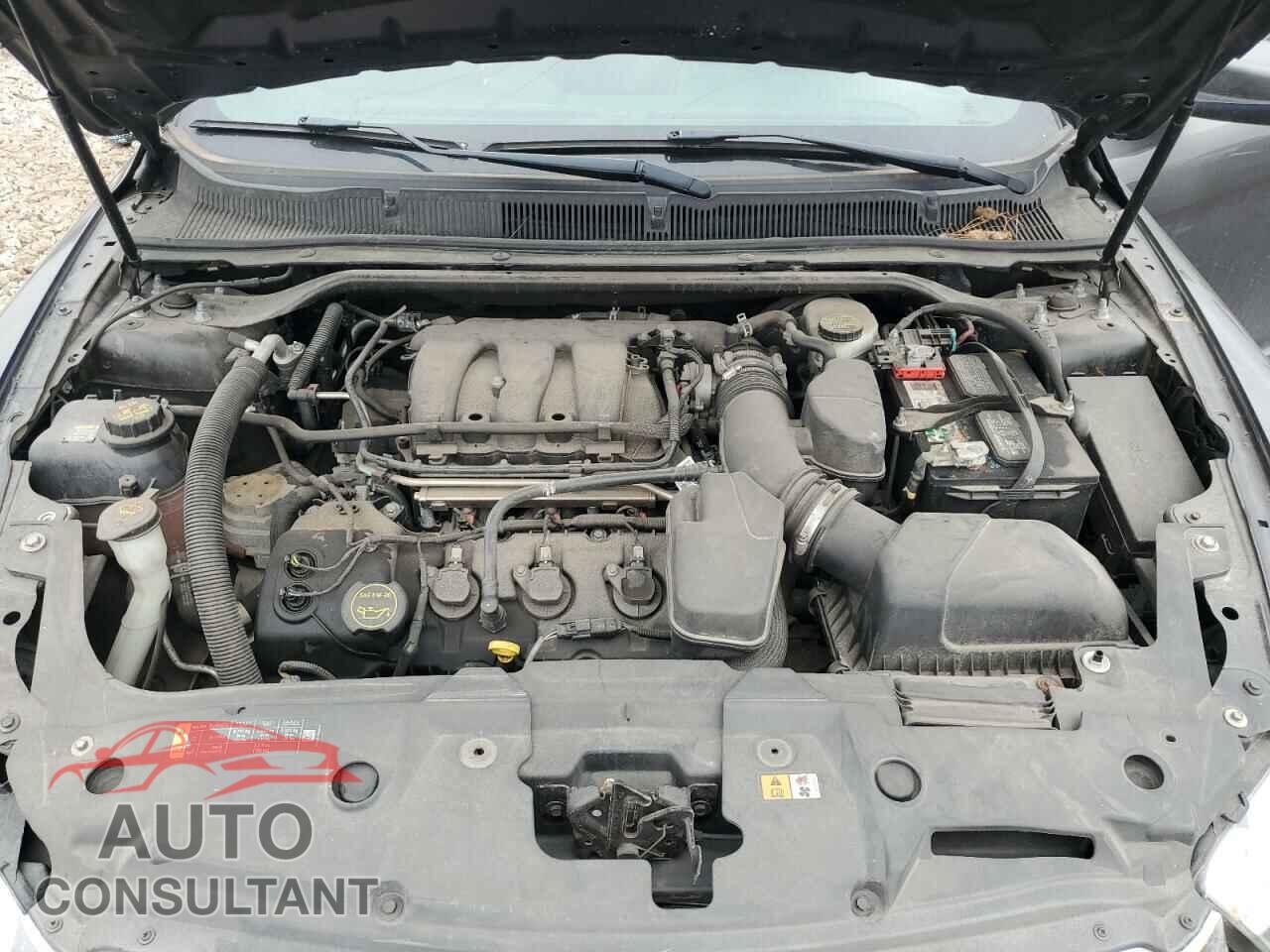 FORD TAURUS 2017 - 1FAHP2E8XHG105713