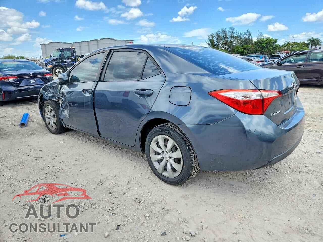 TOYOTA COROLLA 2015 - 2T1BURHE5FC303582