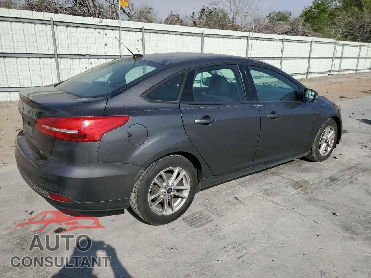 FORD FOCUS 2017 - 1FADP3F25HL324651