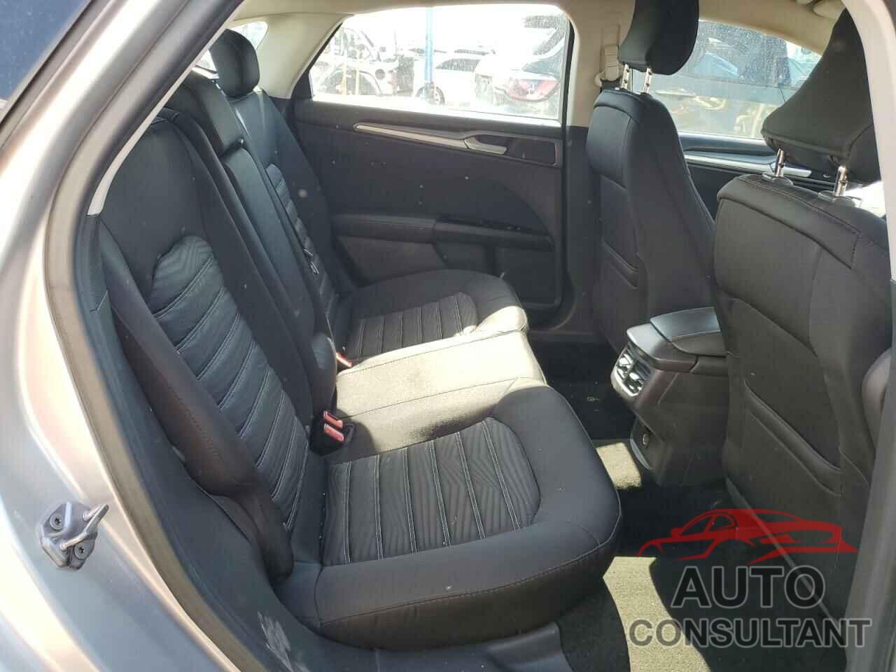 FORD FUSION 2016 - 1FA6P0H72G5110025