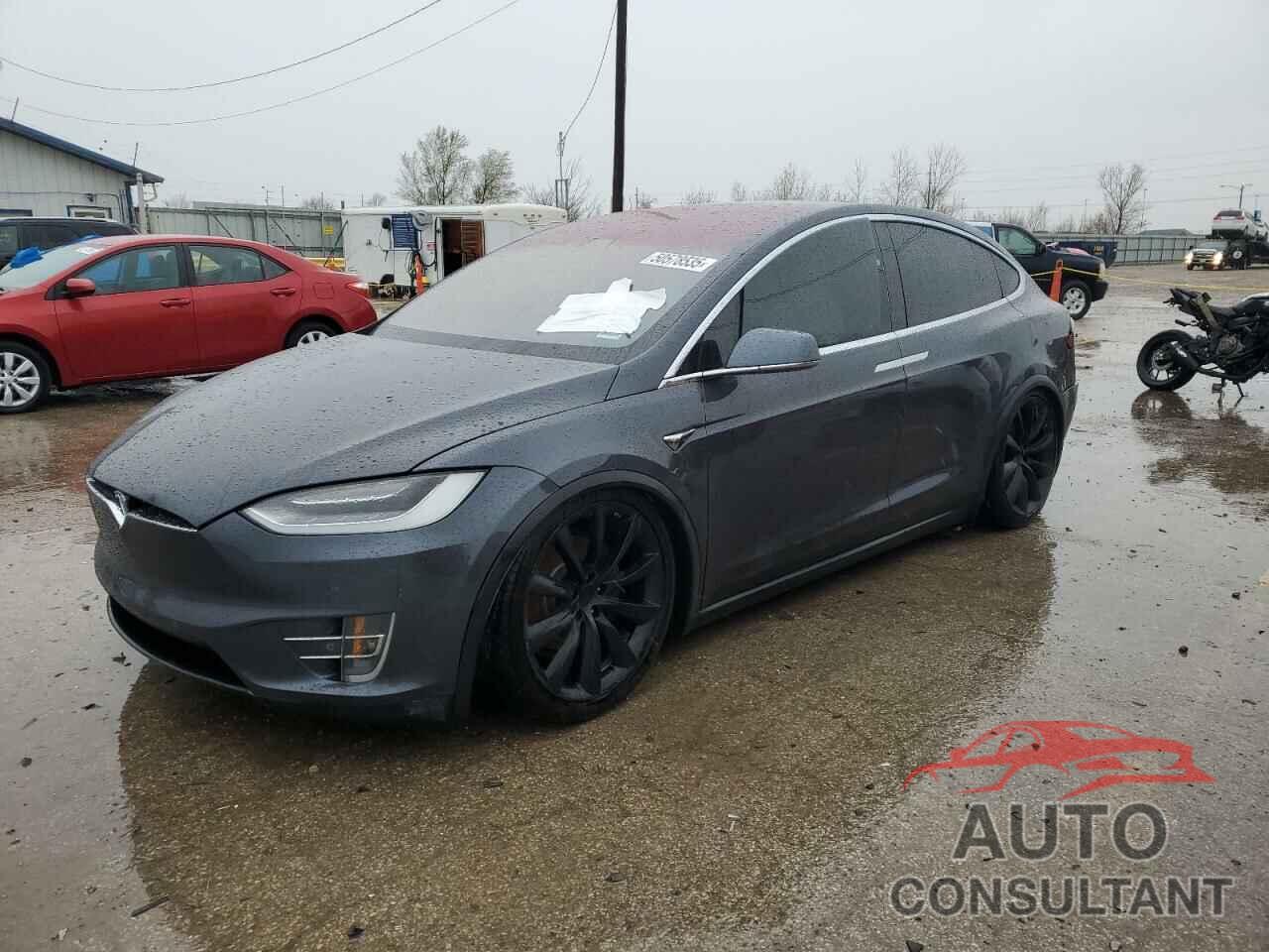 TESLA MODEL X 2018 - 5YJXCAE23JF103440